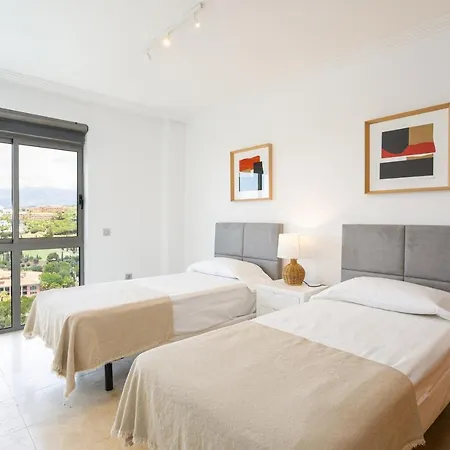 Mediterranean Swing - Acosta 8 Apartment *