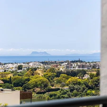 Mediterranean Swing - Acosta 8 Apartment *